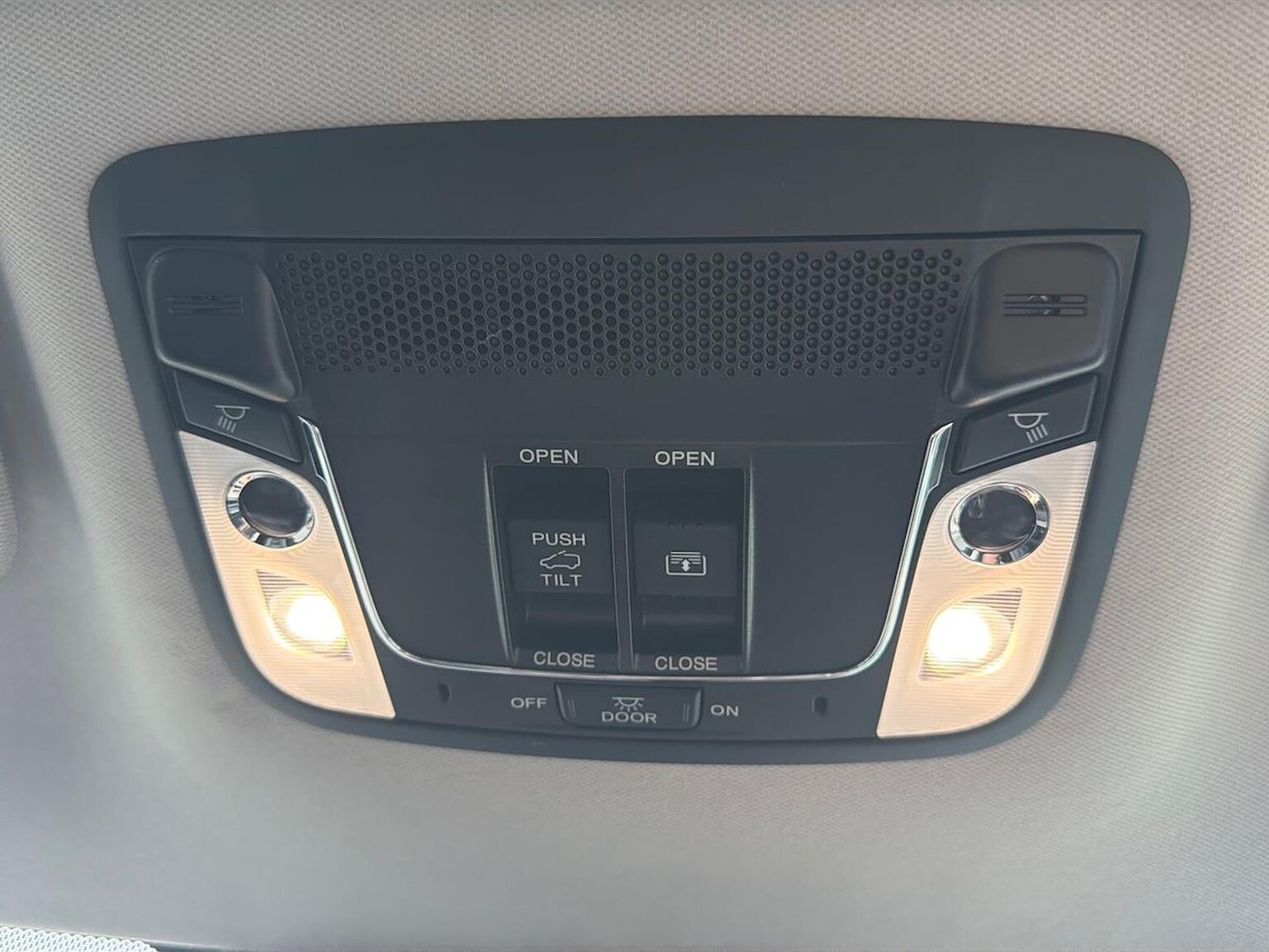 Used Honda HR-V 2020 for sale - 76935380: Photo 32