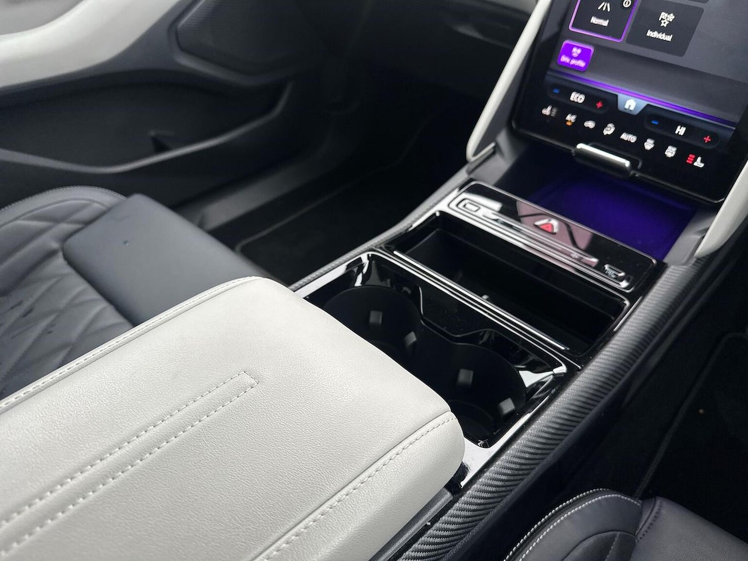 Used Ford Explorer 2024 for sale - 77629328: Photo 13