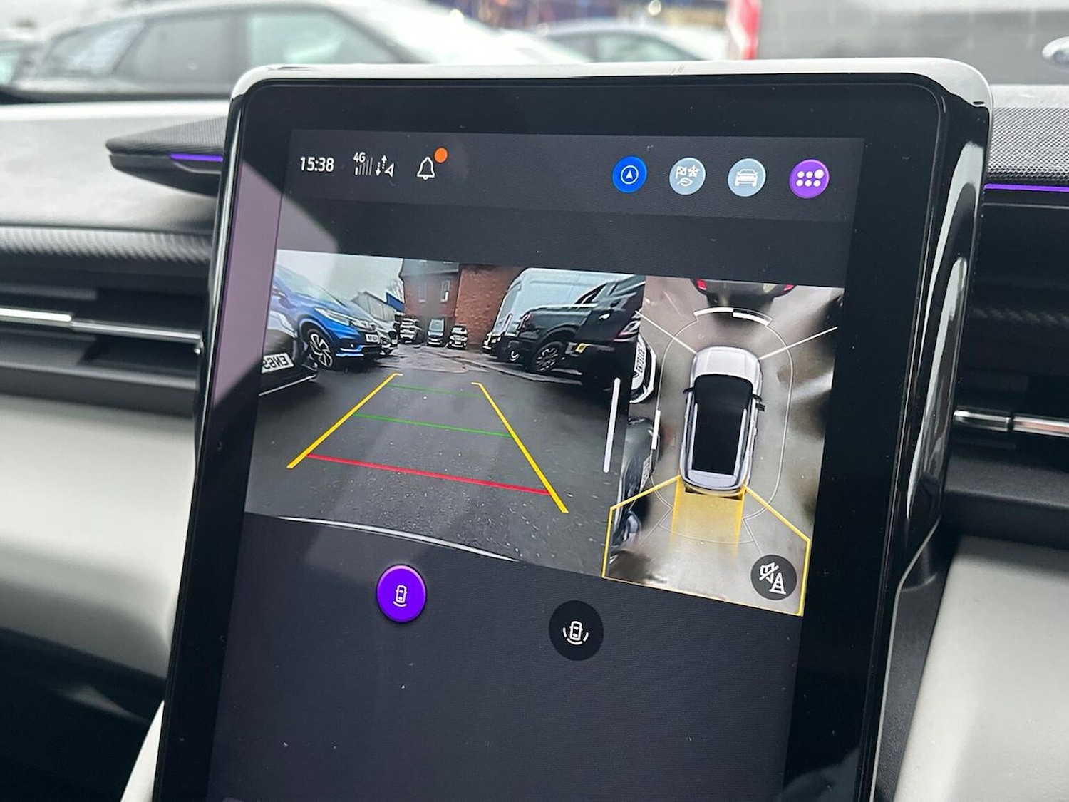 Used Ford Explorer 2024 for sale - 77629328: Photo 23