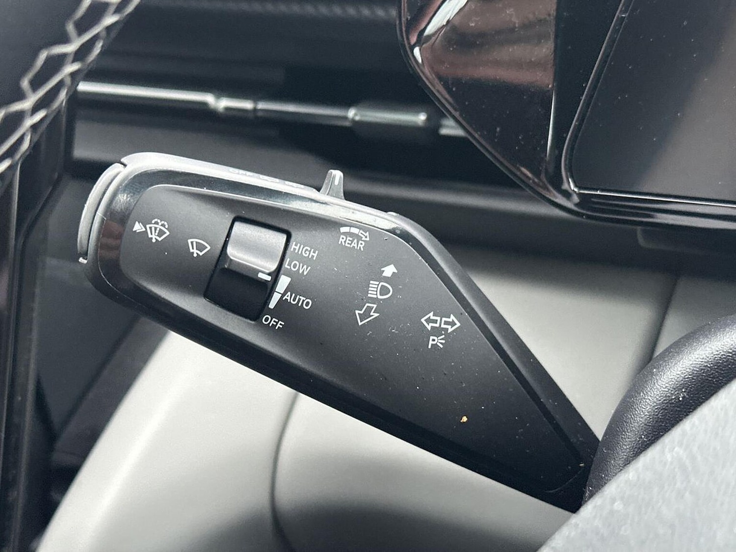 Used Ford Explorer 2024 for sale - 77629328: Photo 28