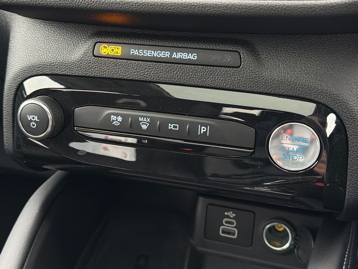 Used Ford Kuga 2024 for sale - 76490831: Photo 16