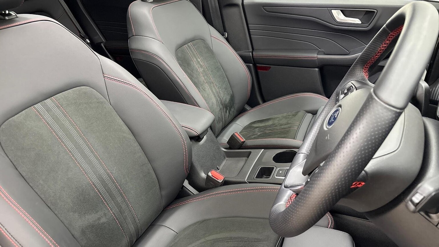 Used Ford Kuga 2025 for sale - 76837186: Photo 20