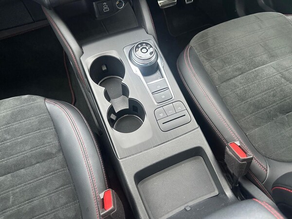 Used Ford Kuga 2023 for sale - 76299402: Photo 15