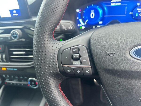 Used Ford Kuga 2023 for sale - 76299402: Photo 27