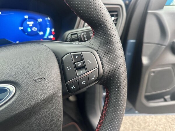 Used Ford Kuga 2023 for sale - 76299402: Photo 28