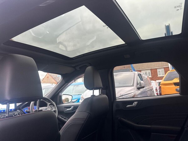 Used Ford Kuga 2023 for sale - 76299402: Photo 33