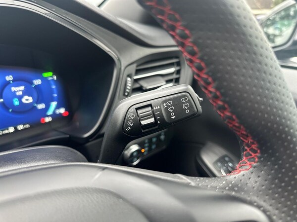 Used Ford Kuga 2023 for sale - 76273523: Photo 29