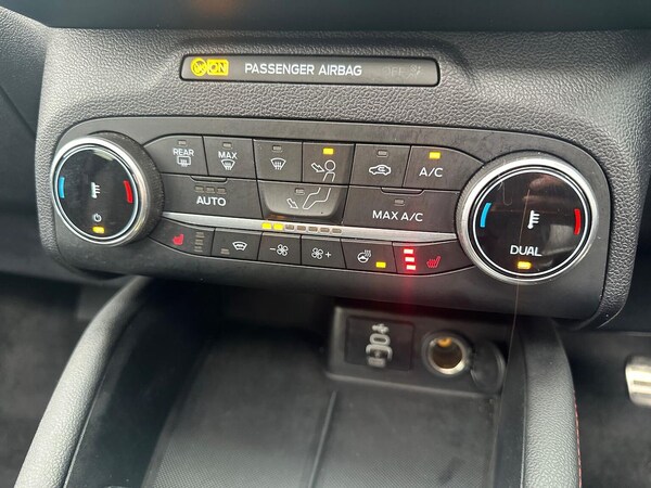 Used Ford Kuga 2023 for sale - 76273523: Photo 32