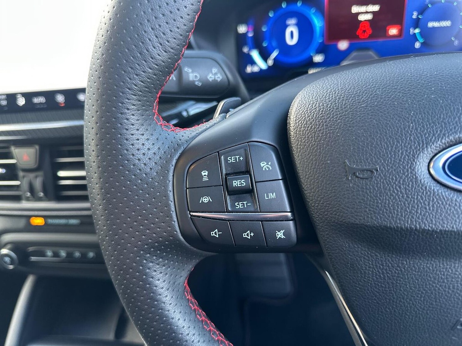 Used Ford Focus 2024 for sale - 76741065: Photo 26