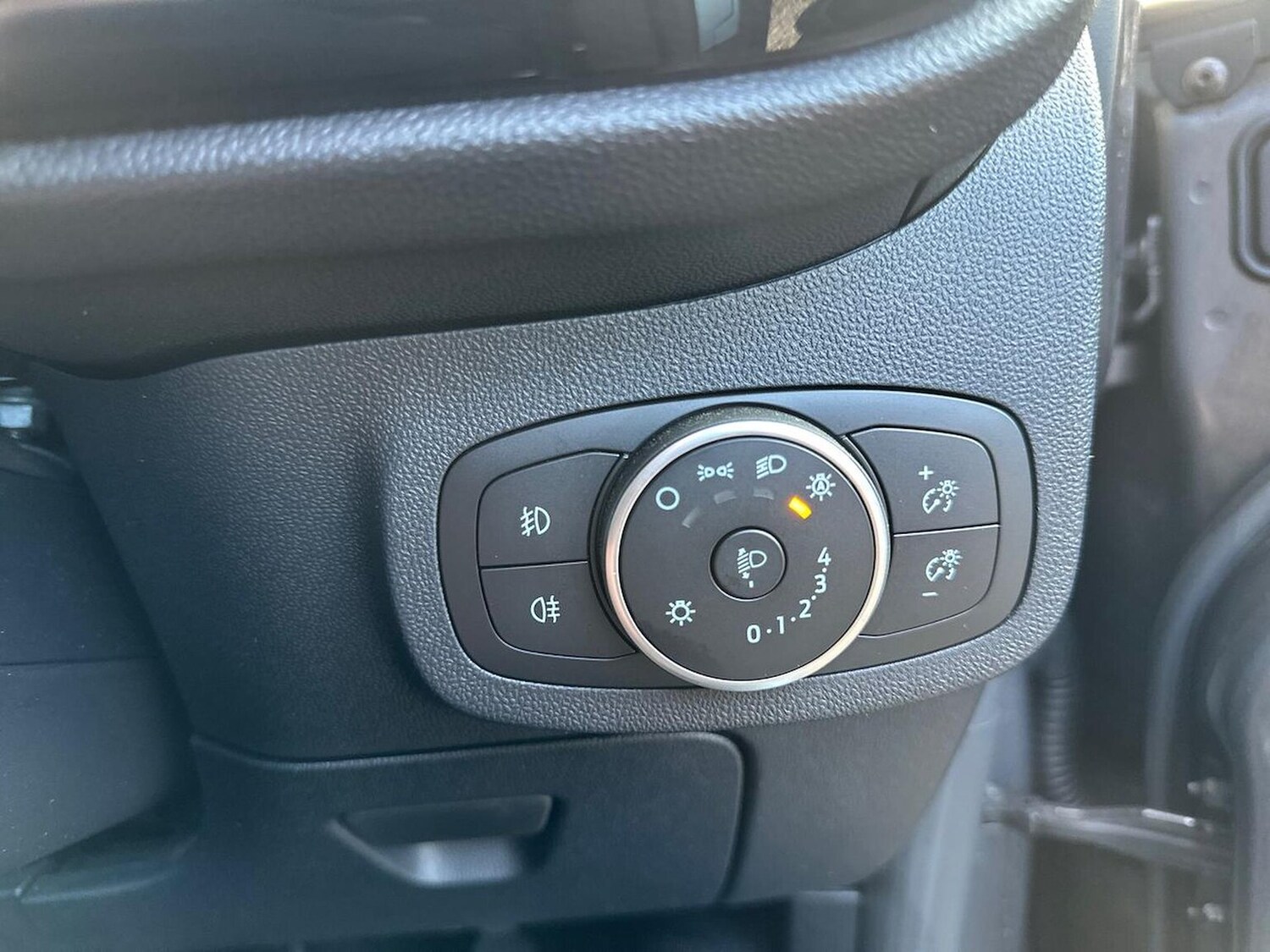 Used Ford Fiesta 2020 for sale - 76807496: Photo 32