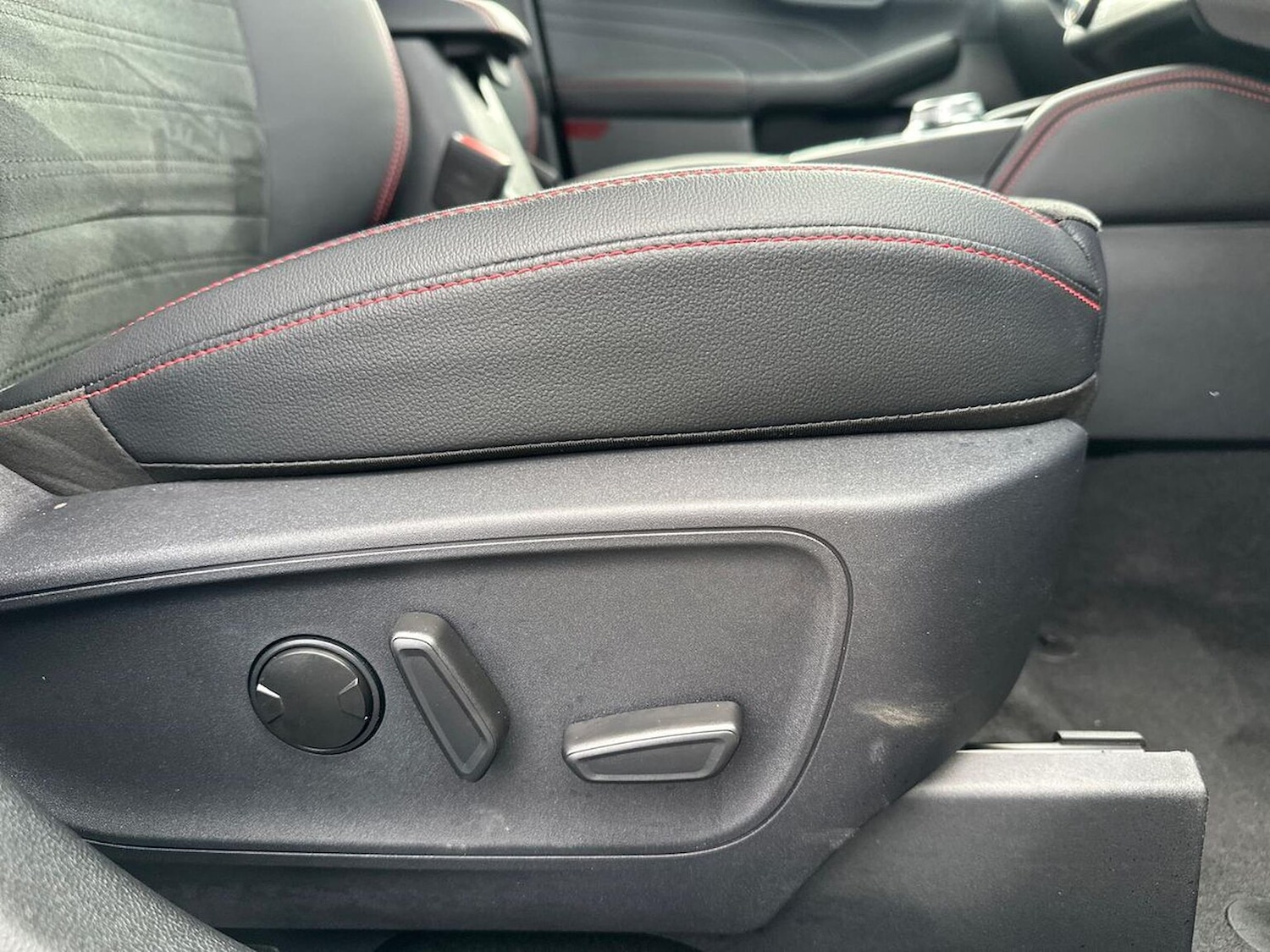 Used Ford Kuga 2022 for sale - 76520999: Photo 30