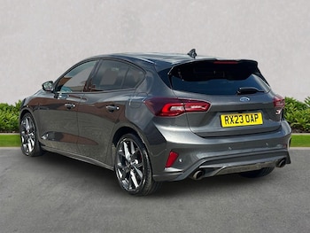 Used Ford Focus 2023 for sale - 78332656: Photo