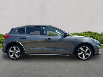 Used Ford Focus 2019 for sale - 78739699: Photo