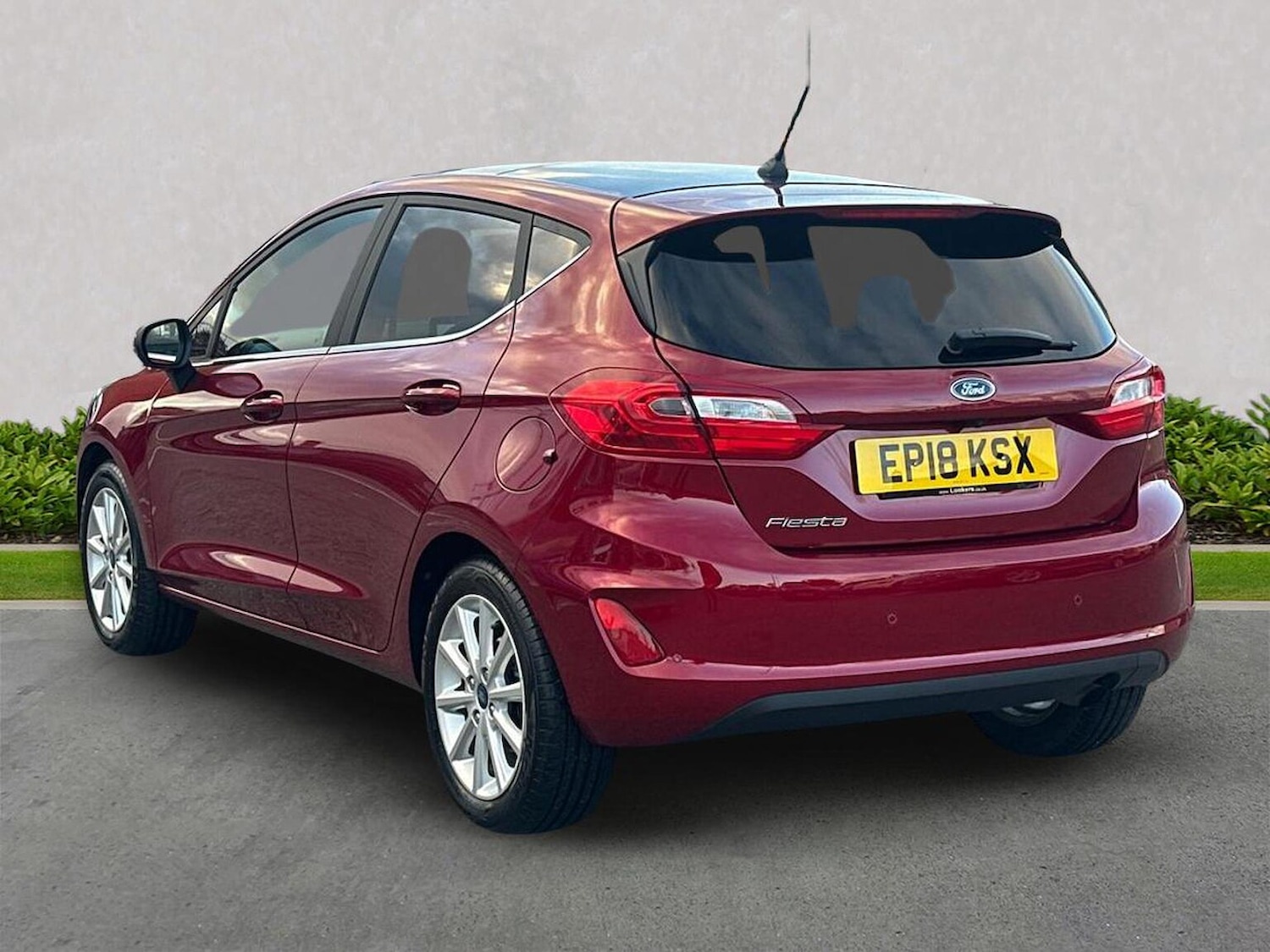 Used Ford Fiesta 2018 for sale - 76536660: Photo 2