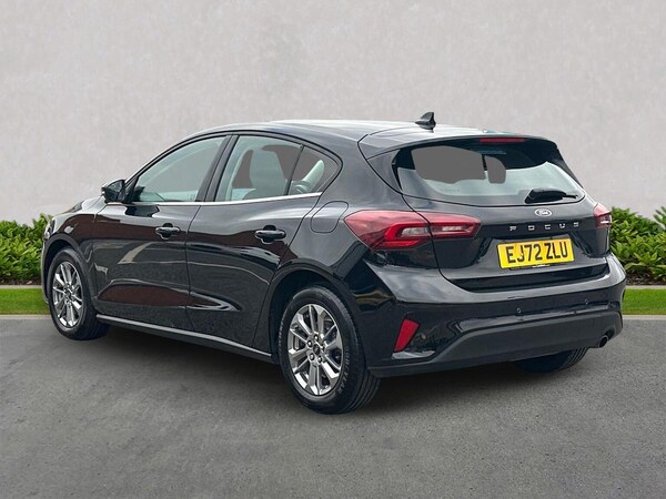 Used Ford Focus 2022 for sale - 76237075: Photo 2
