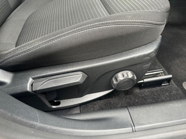 Used Ford Focus 2022 for sale - 76237075: Photo 30