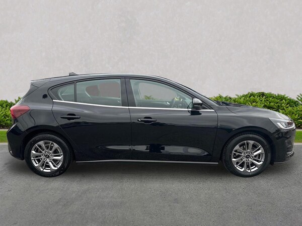 Used Ford Focus 2022 for sale - 76237075: Photo 3