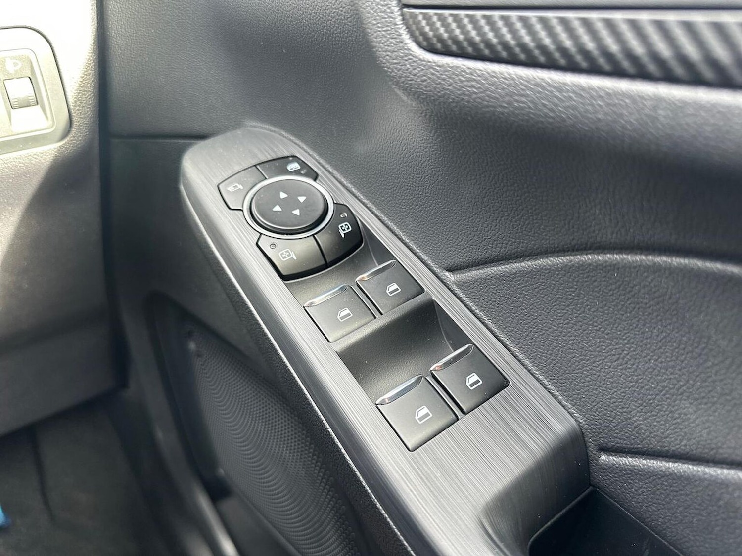 Used Ford Kuga 2025 for sale - 76357899: Photo 23