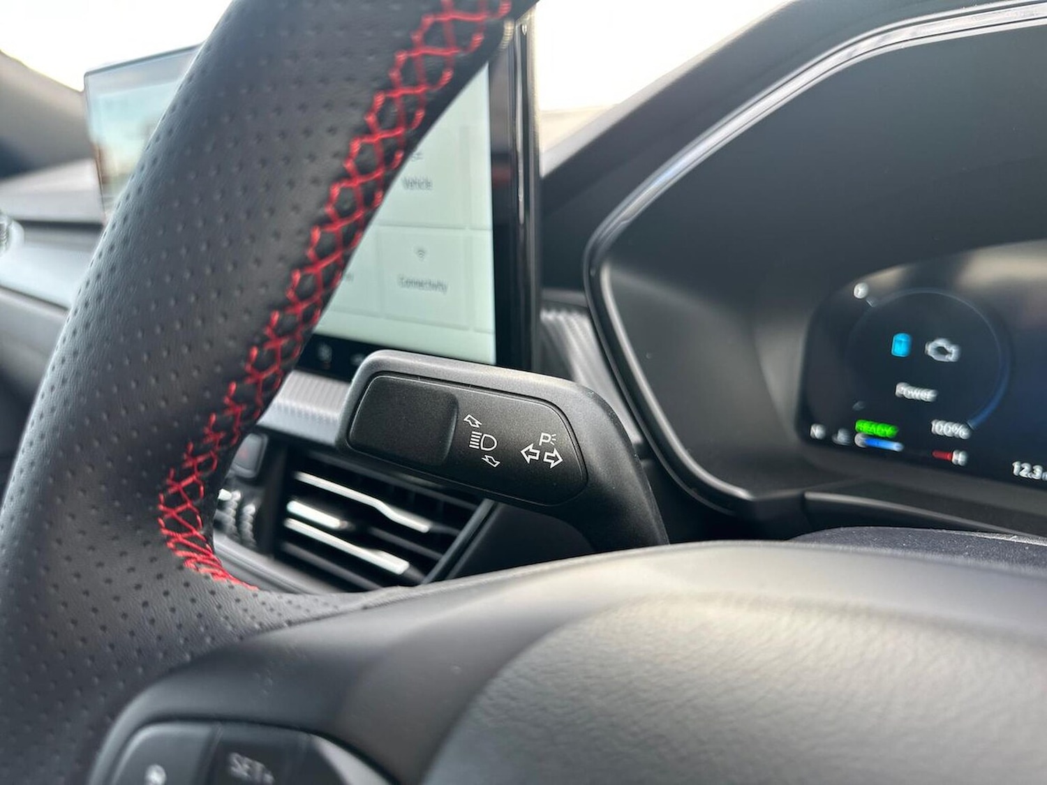 Used Ford Kuga 2025 for sale - 76357899: Photo 28