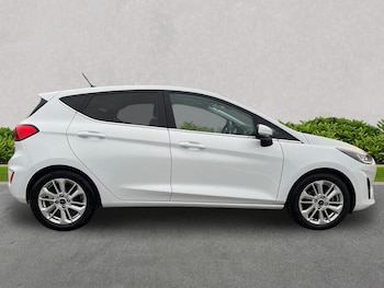 Used Ford Fiesta 2022 for sale - 76547742: Photo