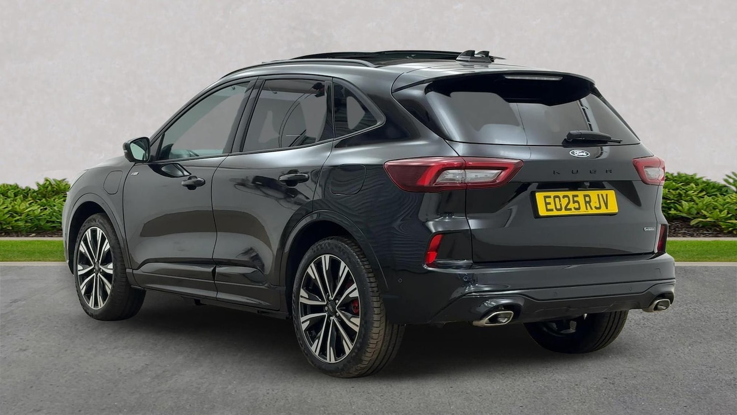 Used Ford Kuga 2025 for sale - 77729962: Photo 2