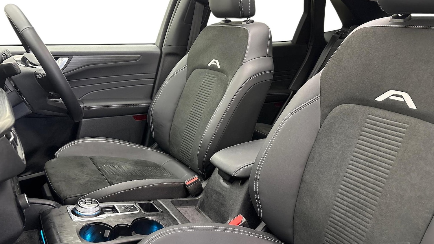 Used Ford Kuga 2025 for sale - 77650275: Photo 8