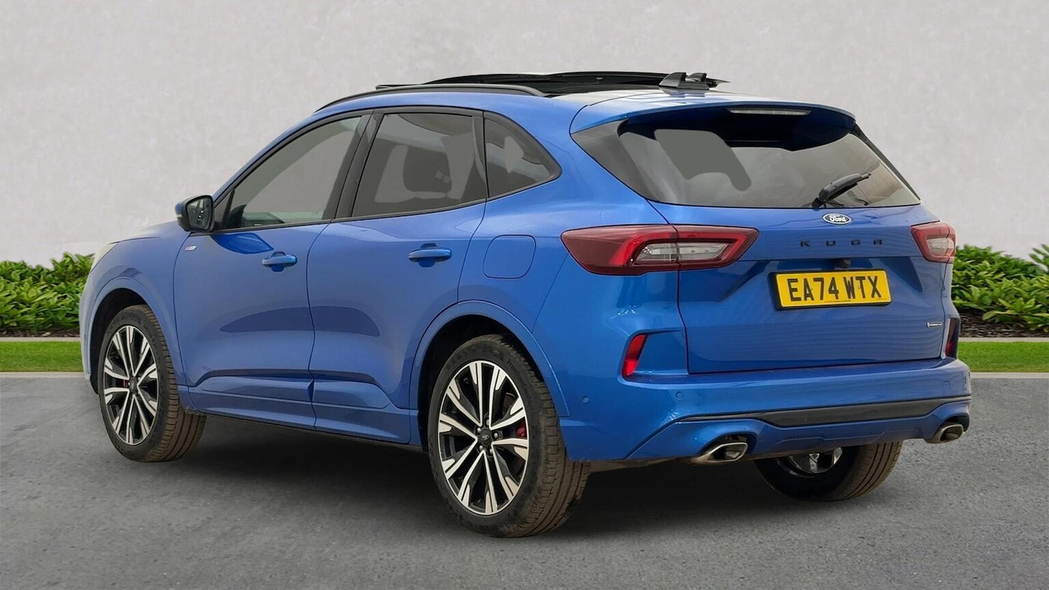 Used Ford Kuga 2024 for sale - 76588598: Photo 2