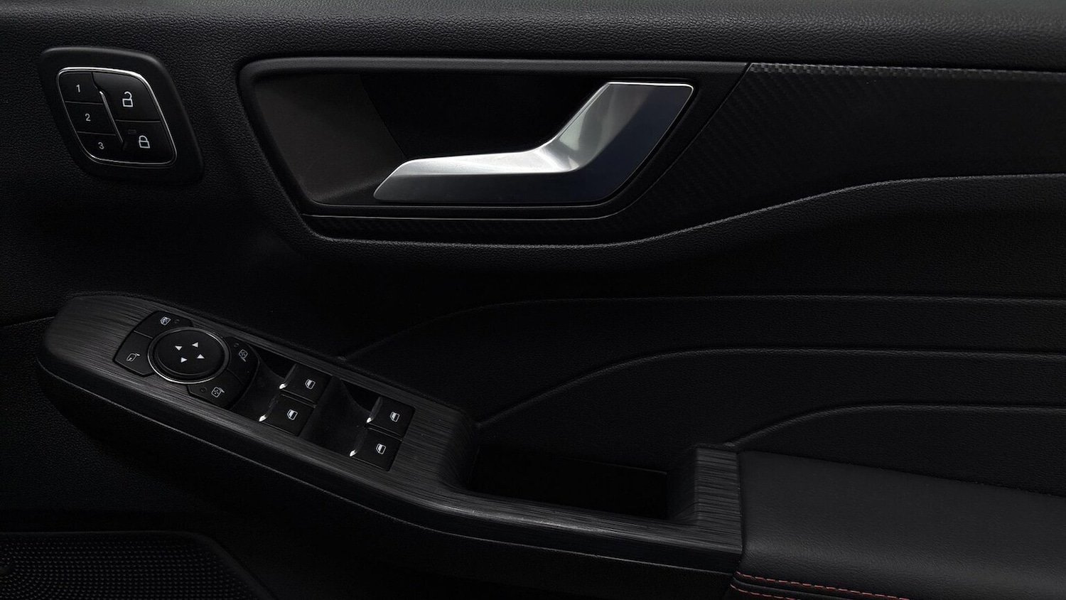 Used Ford Kuga 2024 for sale - 76588598: Photo 25