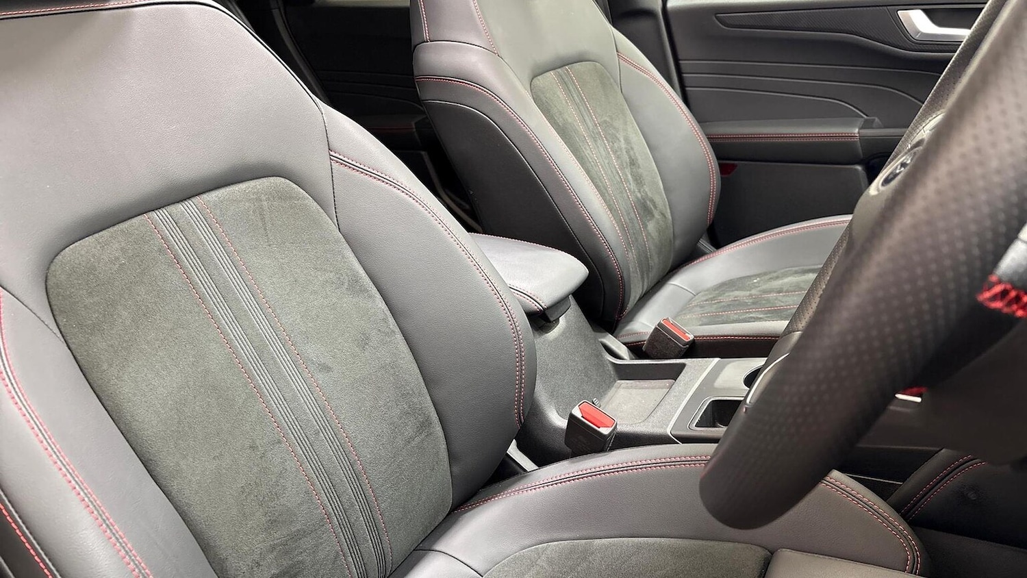 Used Ford Kuga 2024 for sale - 76588598: Photo 7