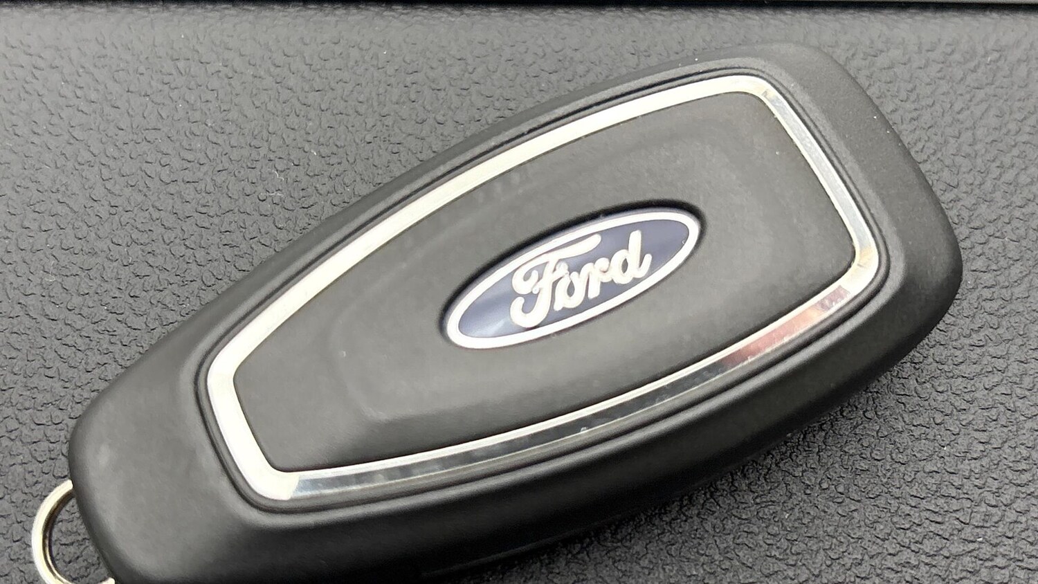 Used Ford Kuga 2025 for sale - 76637669: Photo 30