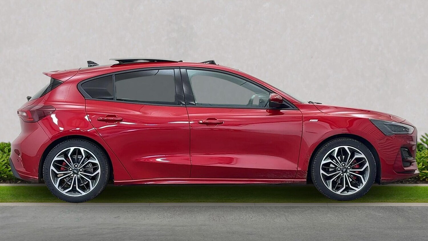 Used Ford Focus 2025 for sale - 76837185: Photo 3