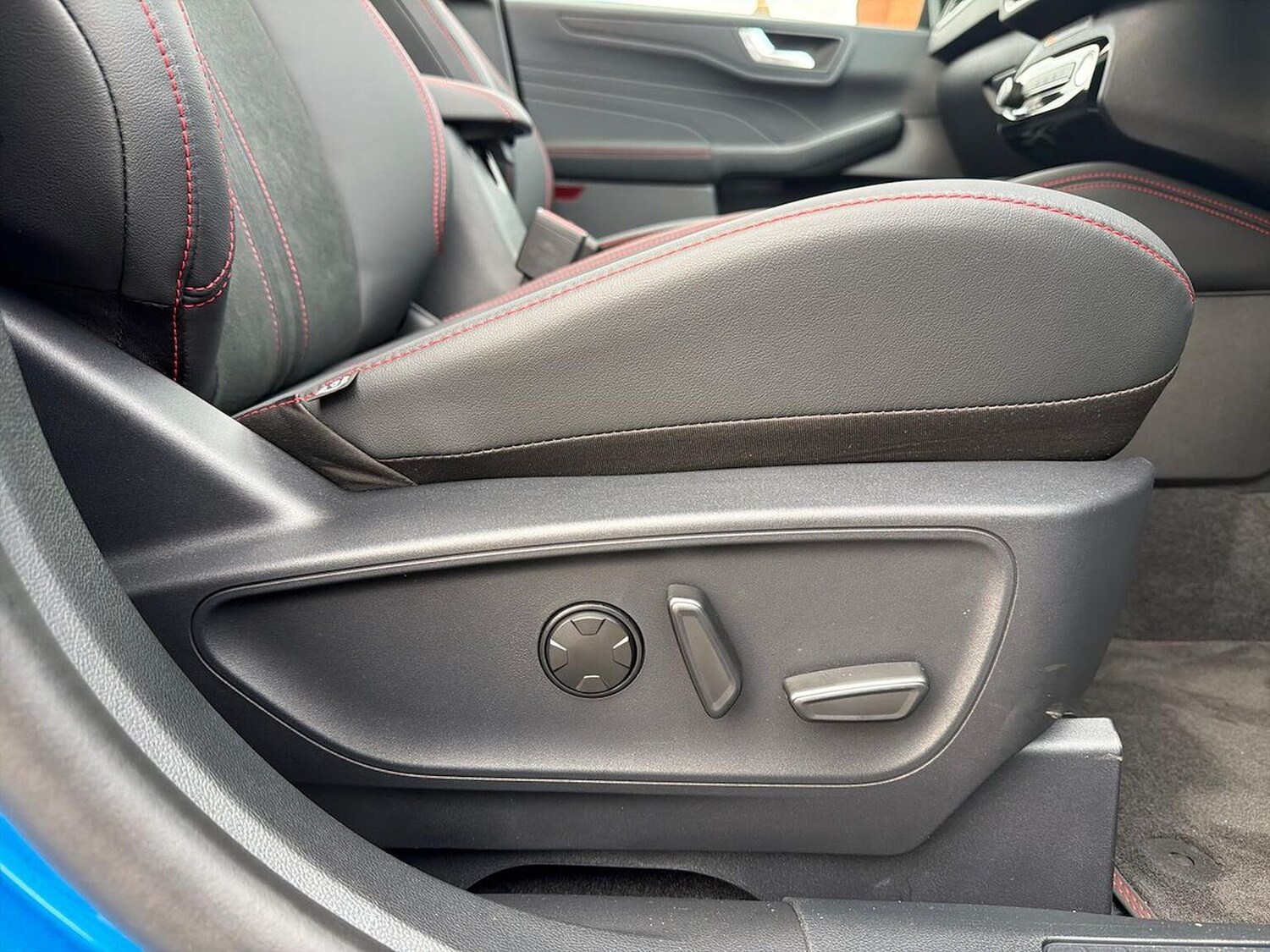 Used Ford Kuga 2025 for sale - 76243173: Photo 30