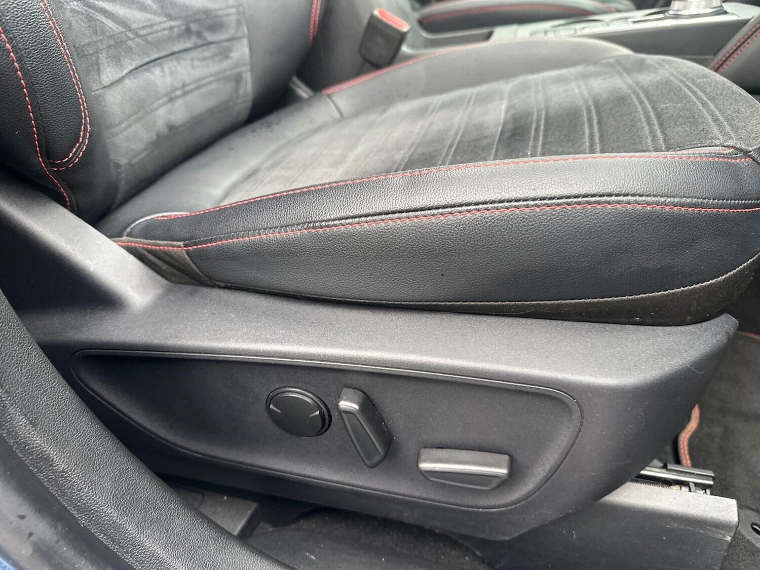 Used Mercedes-Benz GLE 2025 for sale - 78065586: Photo 30