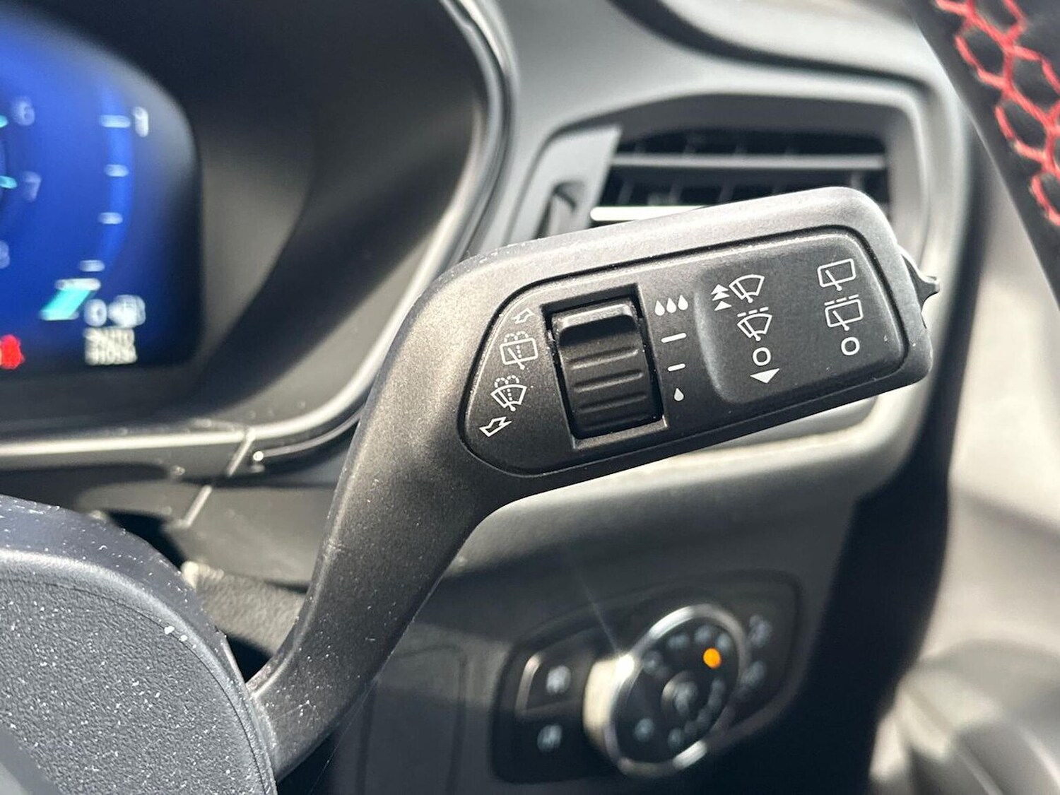 Used Ford Focus 2023 for sale - 76396883: Photo 29