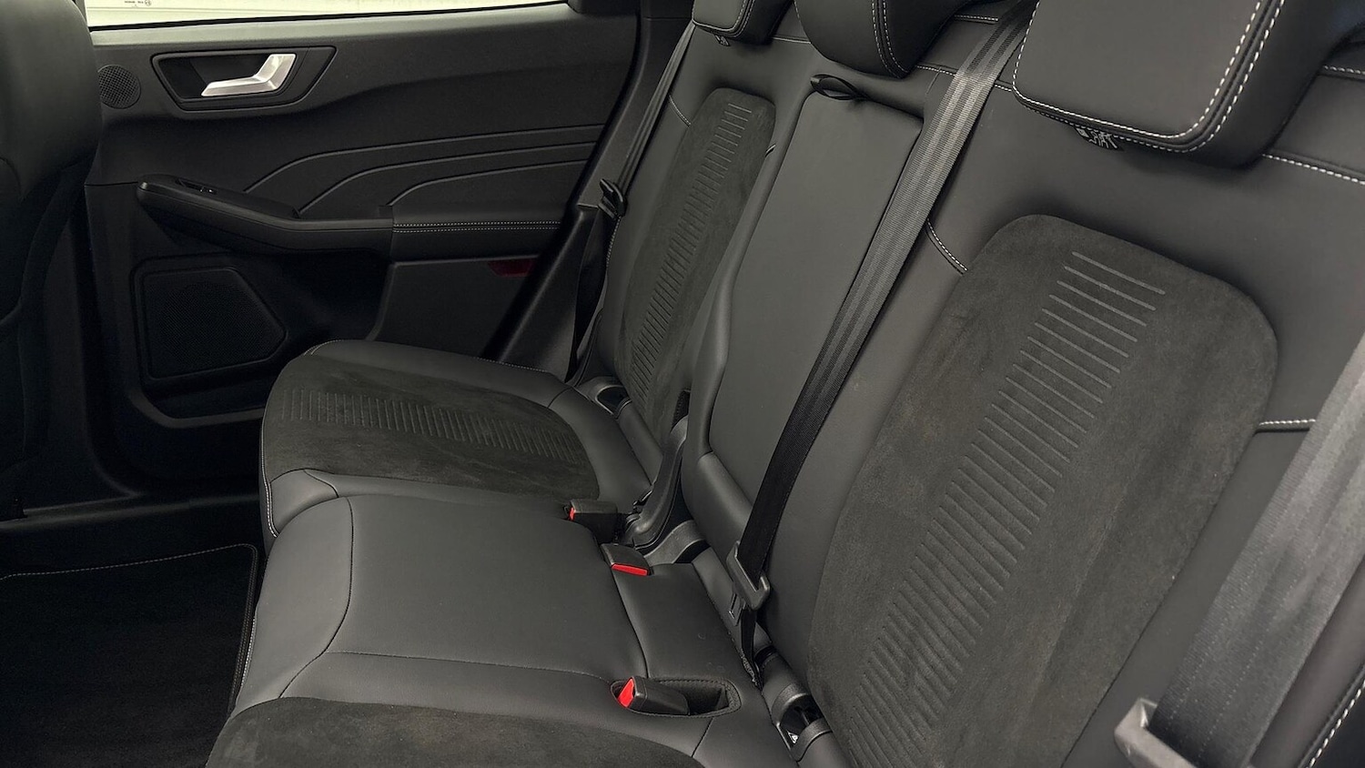 Used Ford Kuga 2025 for sale - 76588612: Photo 28