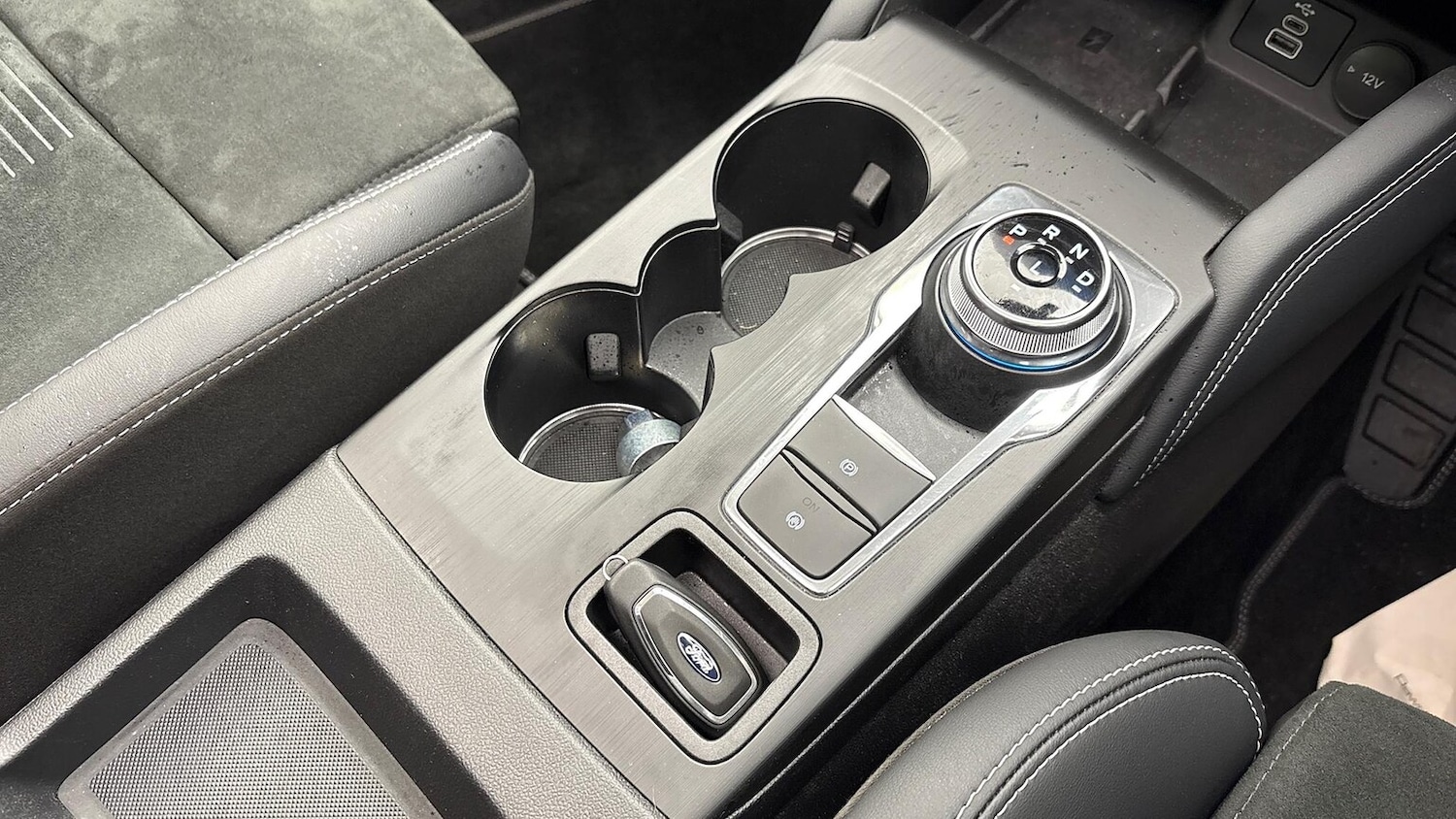 Used Ford Kuga 2025 for sale - 76588612: Photo 29