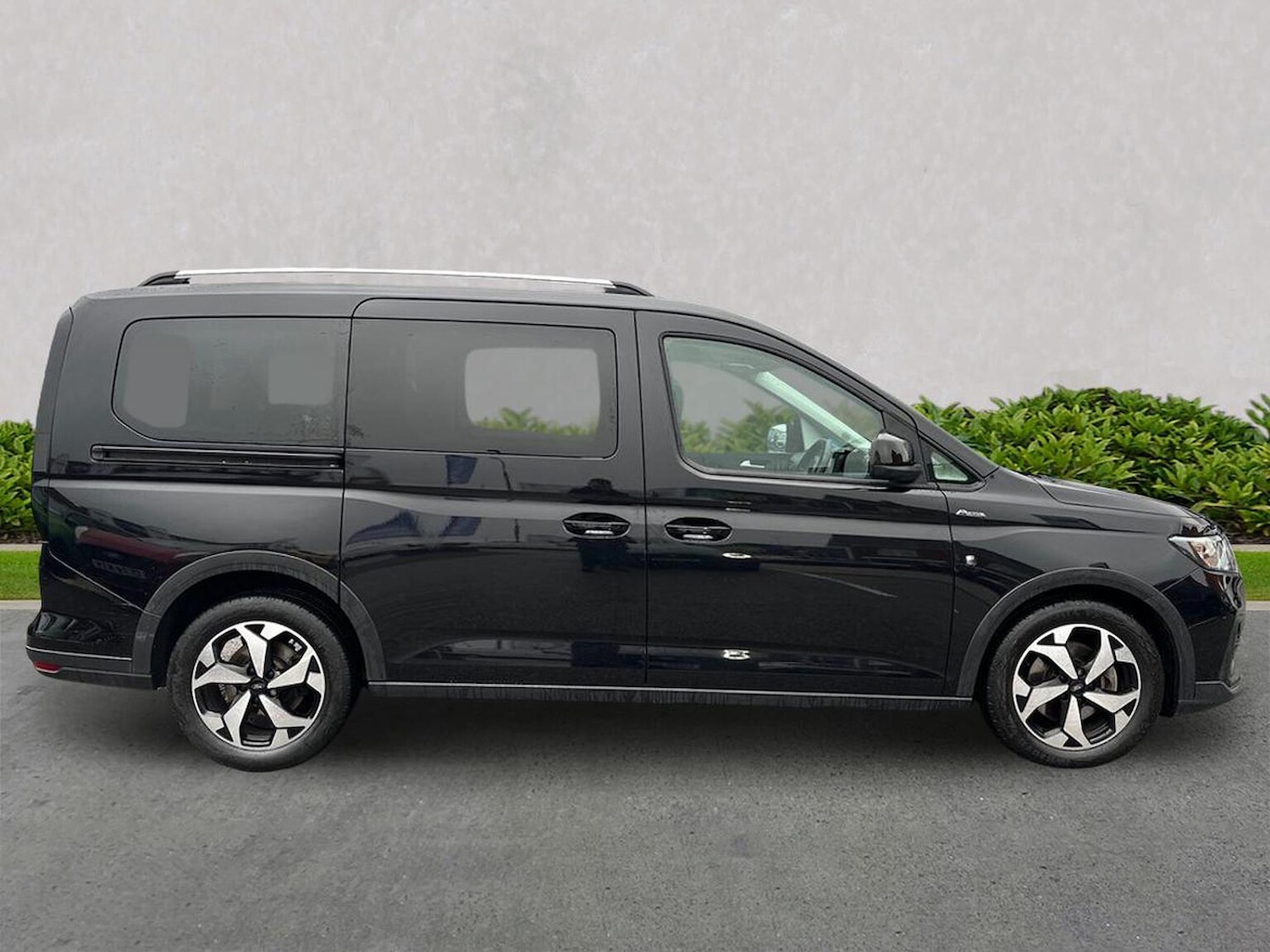 Used Ford Tourneo Connect 2022 for sale - 77715423: Photo 3