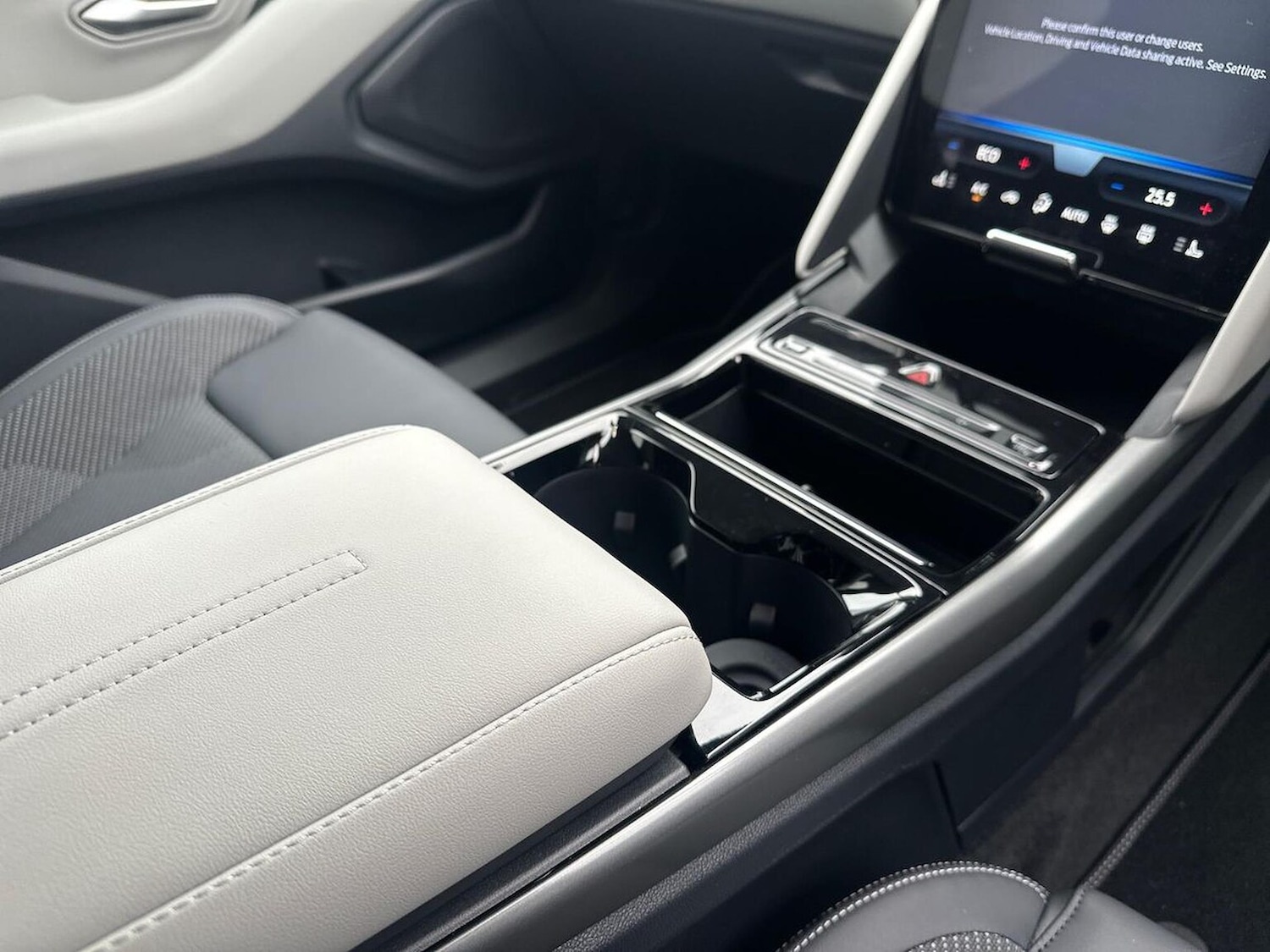 Used Ford Explorer 2025 for sale - 77629323: Photo 13