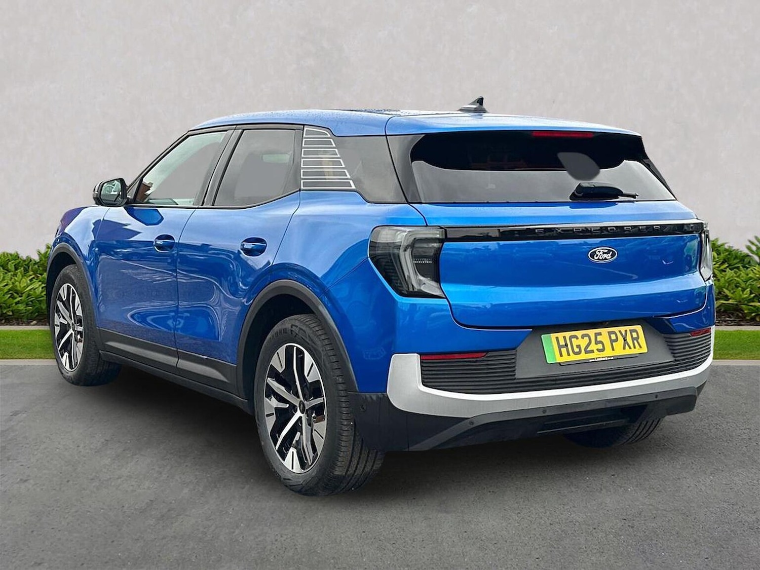 Used Ford Explorer 2025 for sale - 77629323: Photo 2