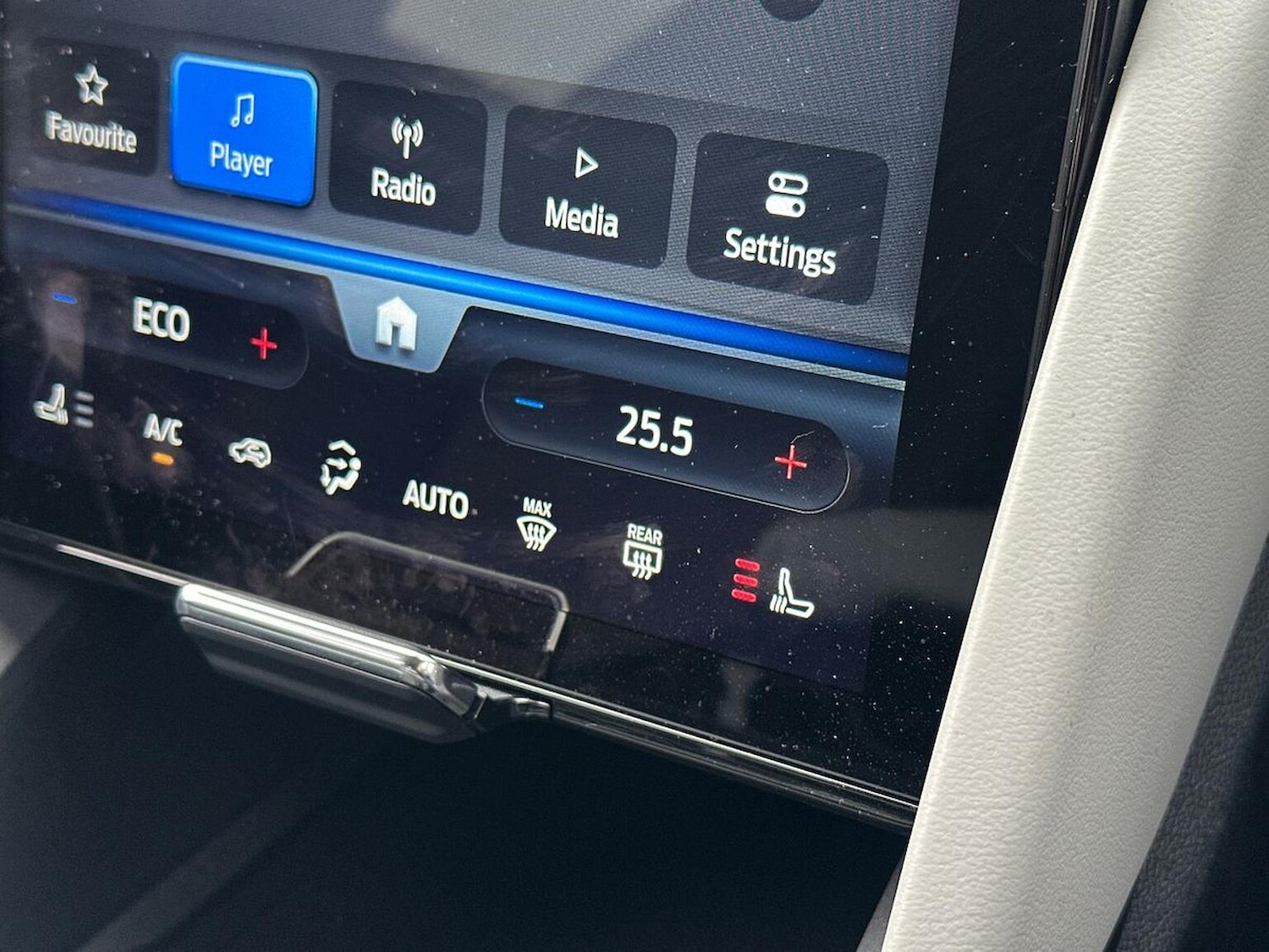 Used Ford Explorer 2025 for sale - 77629323: Photo 22