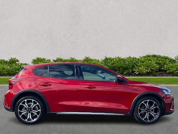 Used Ford Focus 2022 for sale - 75962414: Photo