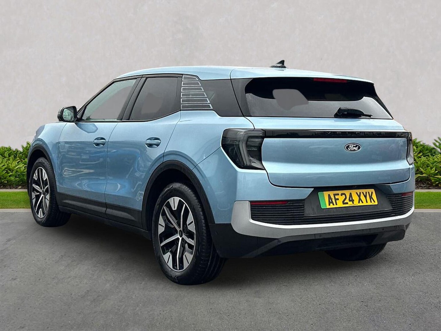 Used Ford Explorer 2024 for sale - 77639272: Photo 2