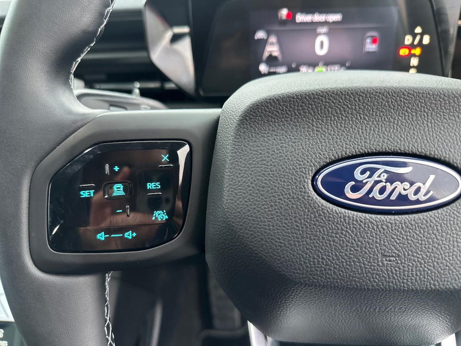 Used Ford Explorer 2024 for sale - 77639272: Photo 26