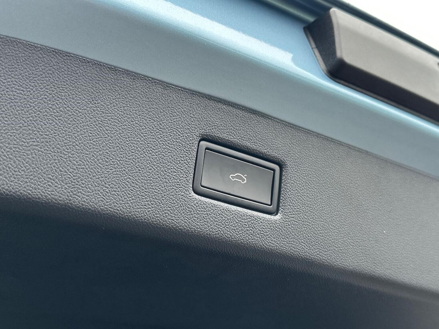 Used Ford Explorer 2024 for sale - 77639272: Photo 32