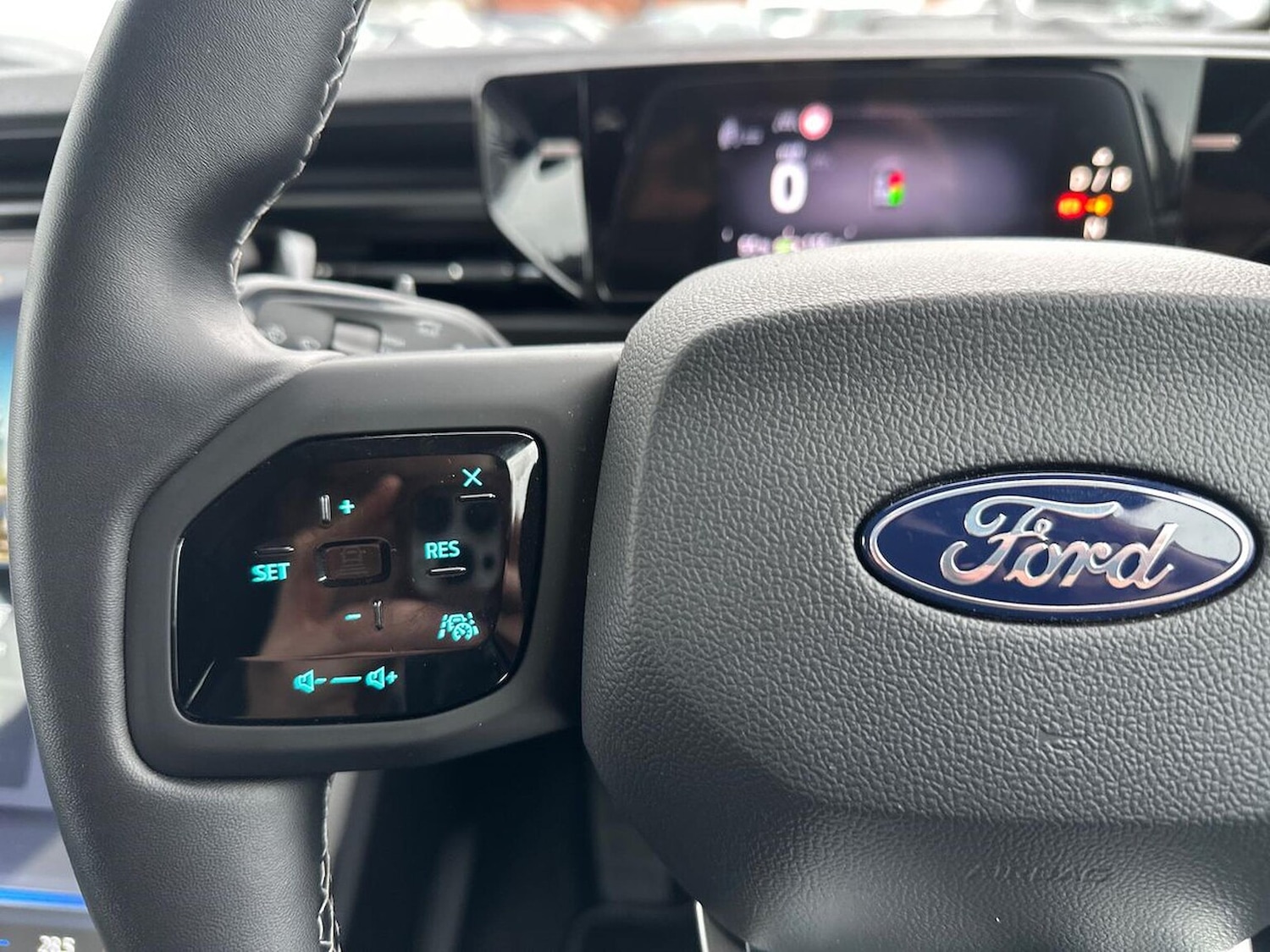 Used Ford Explorer 2024 for sale - 77775138: Photo 26