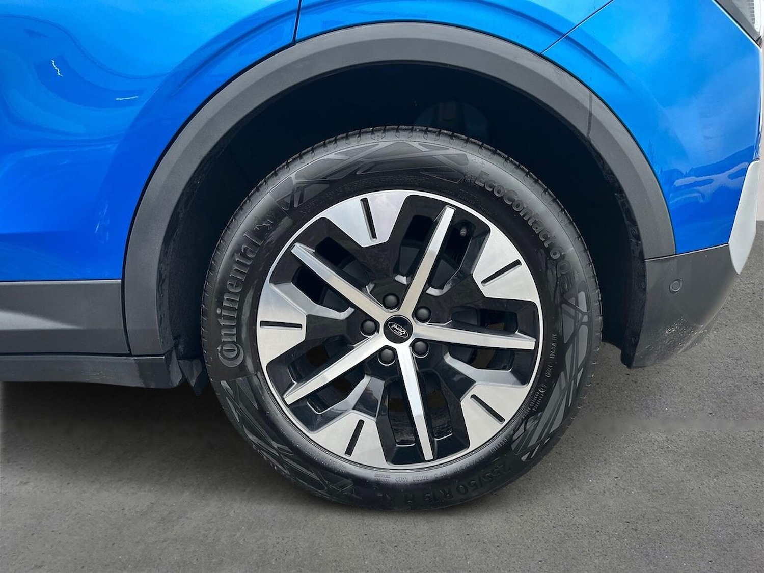 Used Ford Explorer 2024 for sale - 77775138: Photo 6