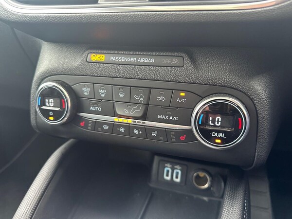 Used Ford Focus 2021 for sale - 76198447: Photo 12