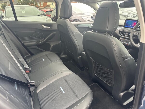 Used Ford Focus 2021 for sale - 76198447: Photo 16
