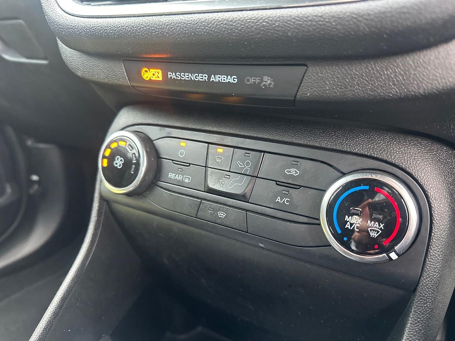 Used Ford Fiesta 2018 for sale - 76720308: Photo 12