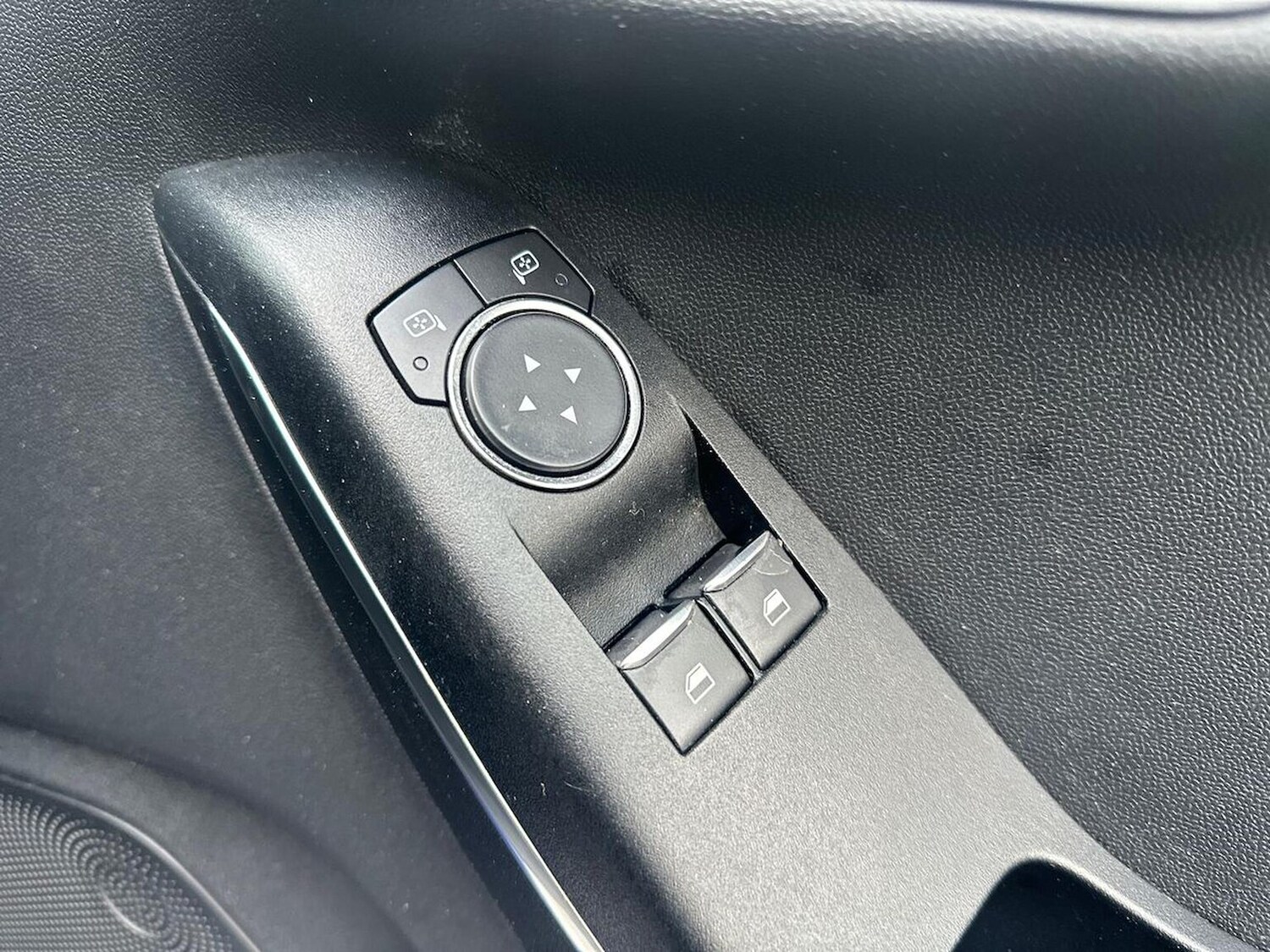 Used Ford Fiesta 2018 for sale - 76720308: Photo 21